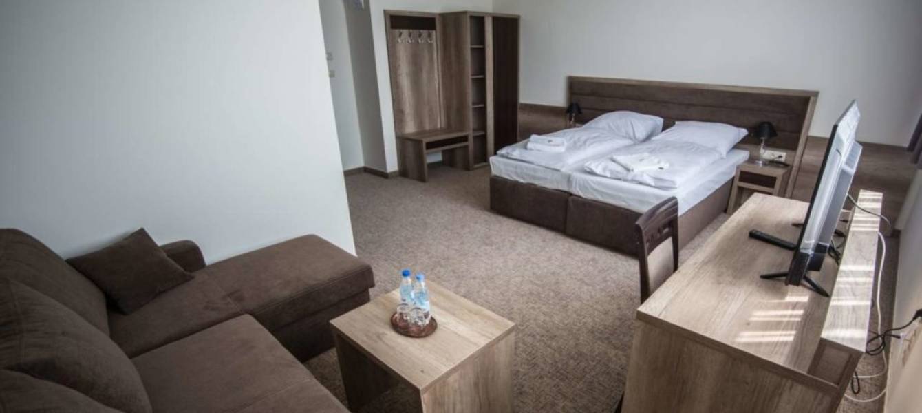 Pokój 2-osobowy Deluxe z klimatyzacją