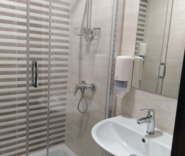 Pokój 4-osobowy Luxury z klimatyzacją